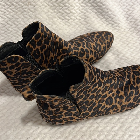 Born Animal Leopard Print Womens Ankle Boots Size 7.5 M NEW - Picture 6 of 10